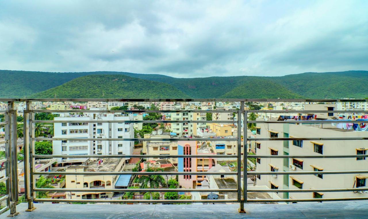 Treebo Siesta Muralinagar Hotel Visakhapatnam Exterior photo