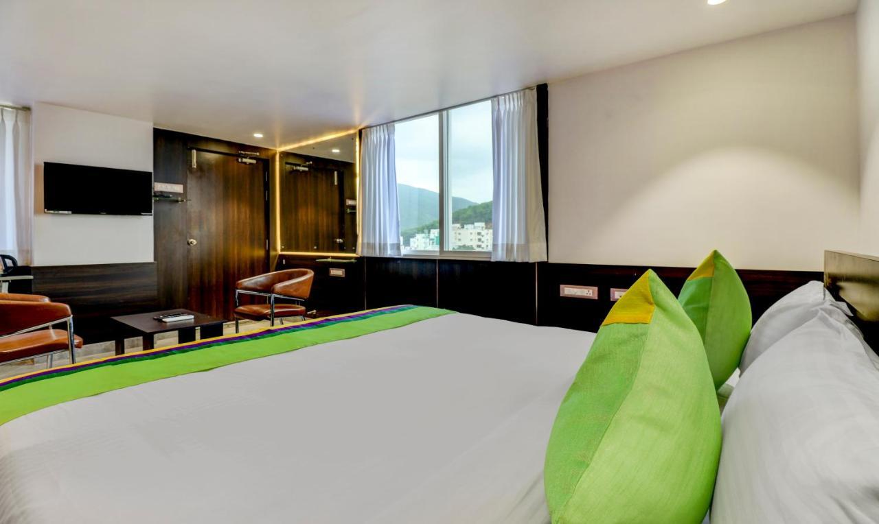 Treebo Siesta Muralinagar Hotel Visakhapatnam Exterior photo